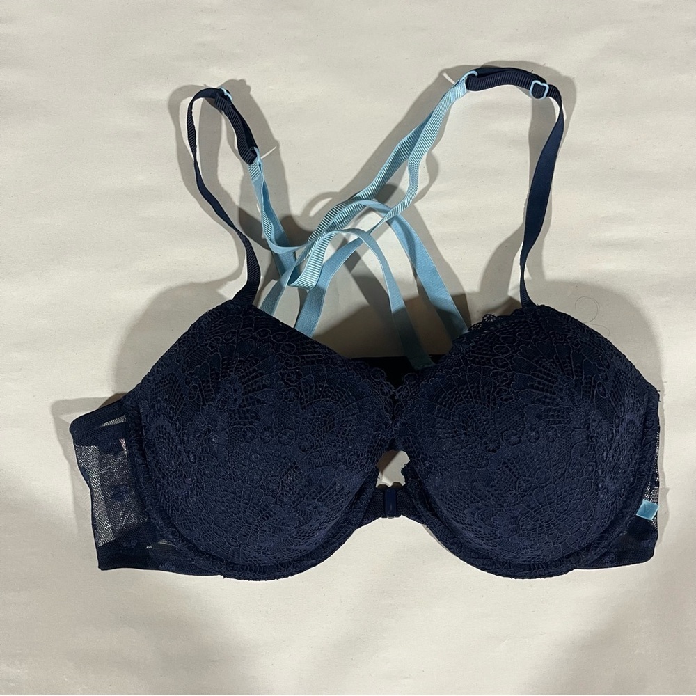 Victoria's Secret Set of Two Lace Demi Bras - Navy and Tan 36C - Picture 13 of 13